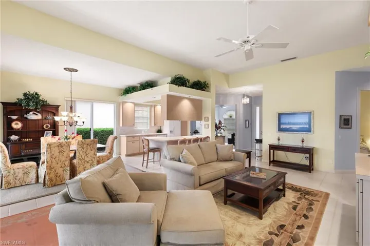 3212  Benicia  CT, Naples, FL 34109