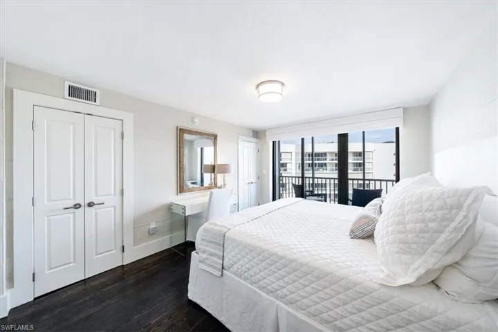 Guest Bedroom #2 facing balcony