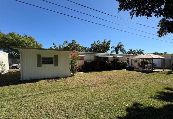 9  Red Poinciana  DR, Fort Myers, FL 33908