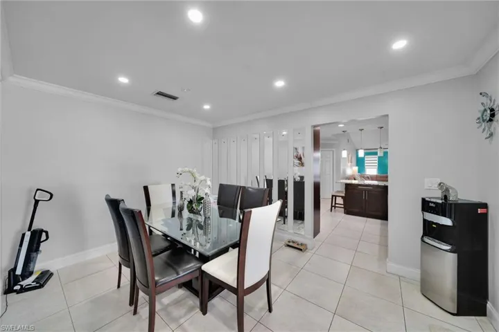 3221 Sw 11th Pl, Cape Coral, Florida 33914