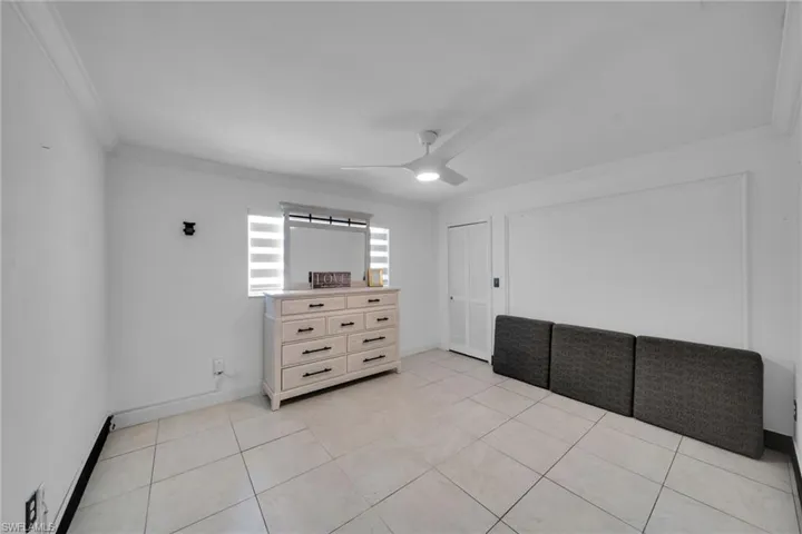 3221 Sw 11th Pl, Cape Coral, Florida 33914