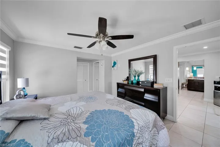 3221 Sw 11th Pl, Cape Coral, Florida 33914