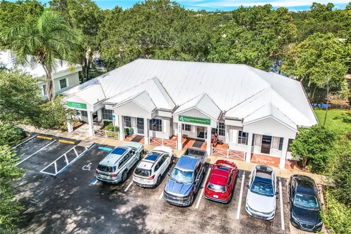 2940  Immokalee  RD, Naples, FL 34110