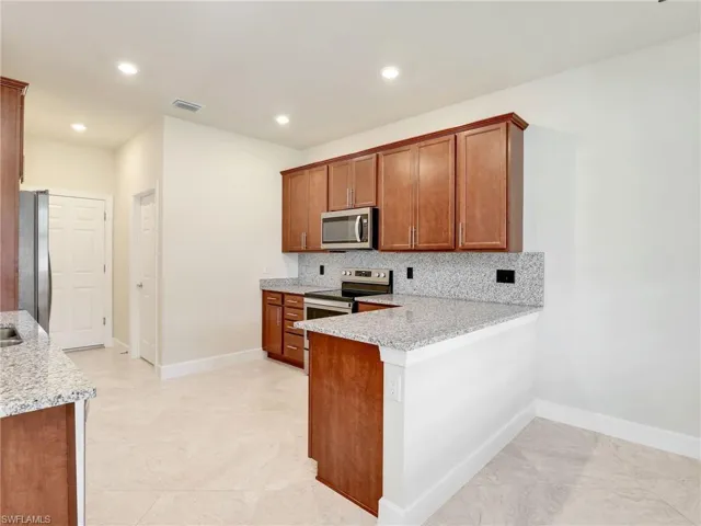 9341  Bramley  TER, Fort Myers, FL 33967
