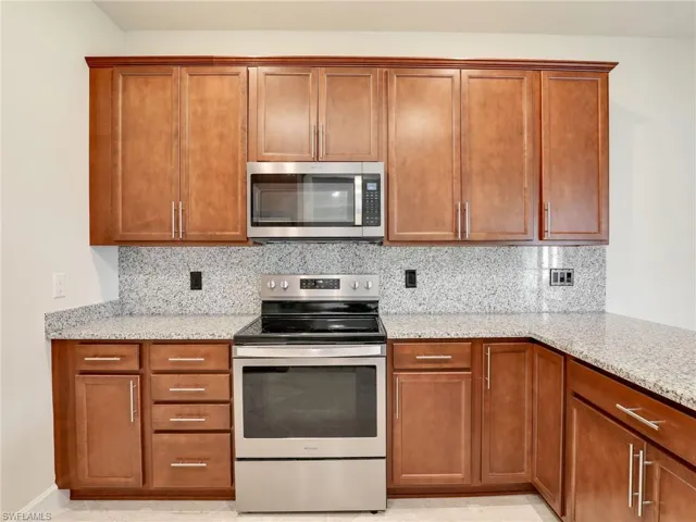 9341  Bramley  TER, Fort Myers, FL 33967