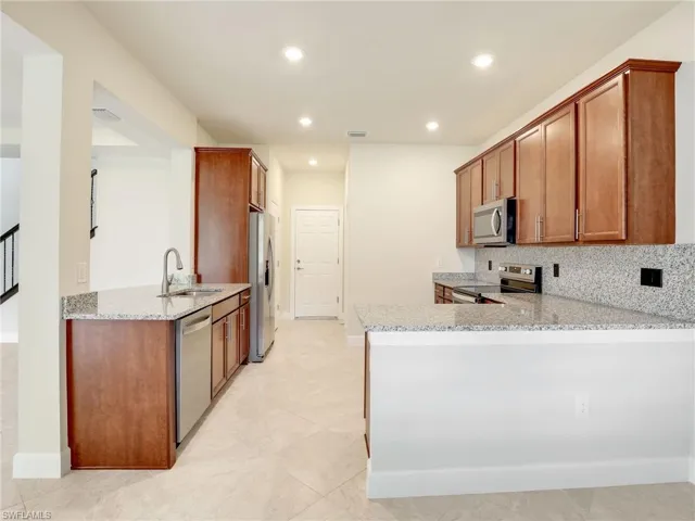 9341  Bramley  TER, Fort Myers, FL 33967