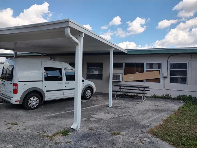 50  Mildred  DR, Fort Myers, FL 33901