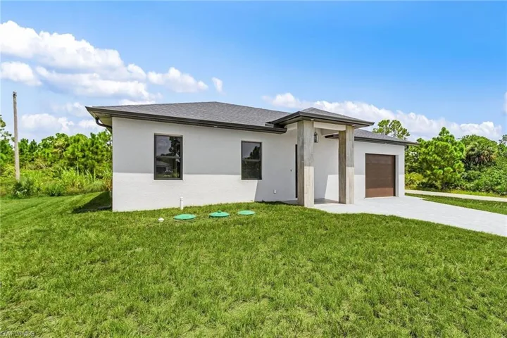855 Newell St E, Lehigh Acres, Florida 33974