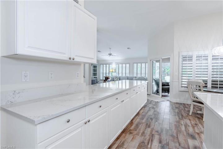 7653  Citrus Hill  LN, Naples, FL 34109