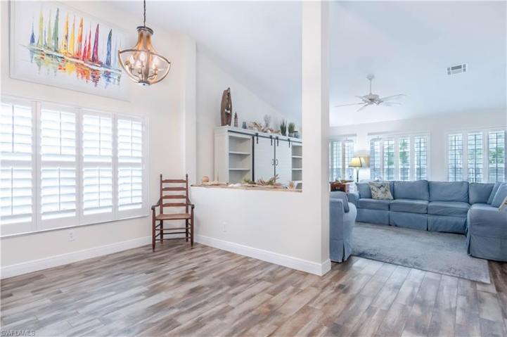 7653  Citrus Hill  LN, Naples, FL 34109