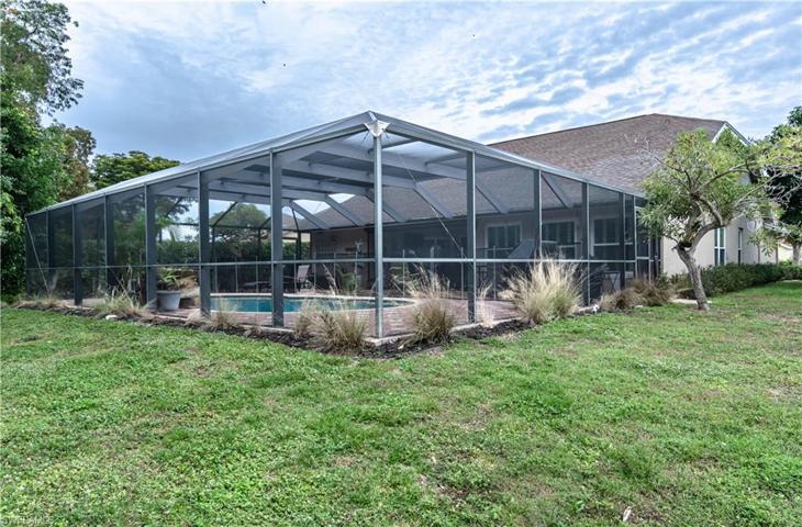 7653  Citrus Hill  LN, Naples, FL 34109