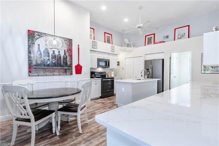 7653  Citrus Hill  LN, Naples, FL 34109