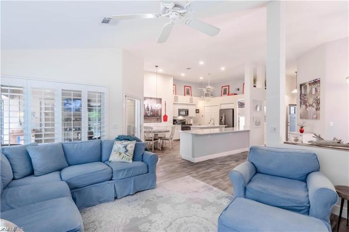 7653  Citrus Hill  LN, Naples, FL 34109