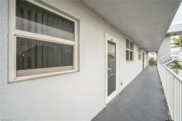 116  Royal Park  DR, Oakland Park, FL 33309