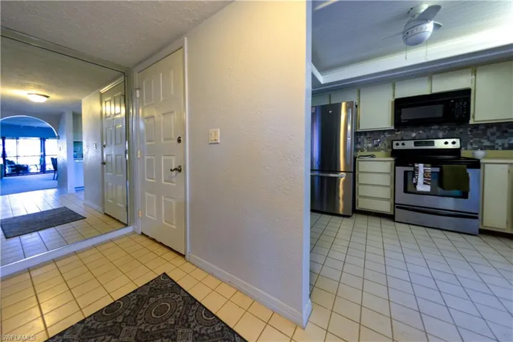 3708 Se 12th Ave # 104, Cape Coral, Florida 33904