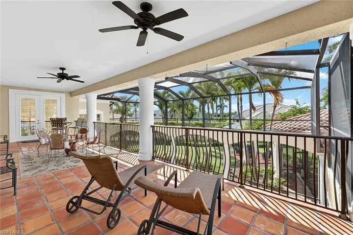 556 Eagle Creek Dr, Naples, Florida 34113