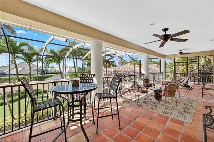 556 Eagle Creek Dr, Naples, Florida 34113