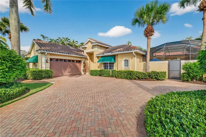 556 Eagle Creek Dr, Naples, Florida 34113