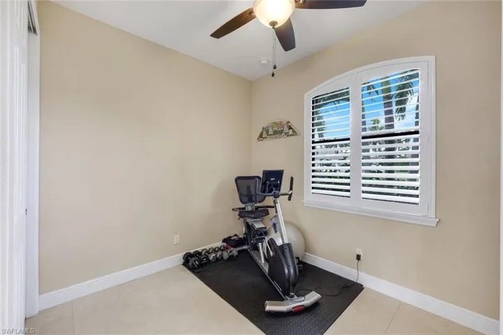 2627 17th Pl, Cape Coral, Florida 33914