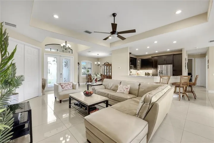 2627 17th Pl, Cape Coral, Florida 33914