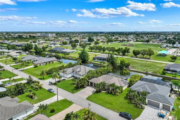 2627 17th Pl, Cape Coral, Florida 33914