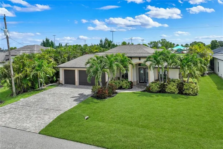 2627 17th Pl, Cape Coral, Florida 33914