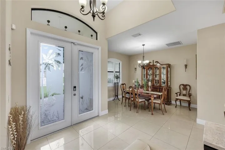 2627 17th Pl, Cape Coral, Florida 33914