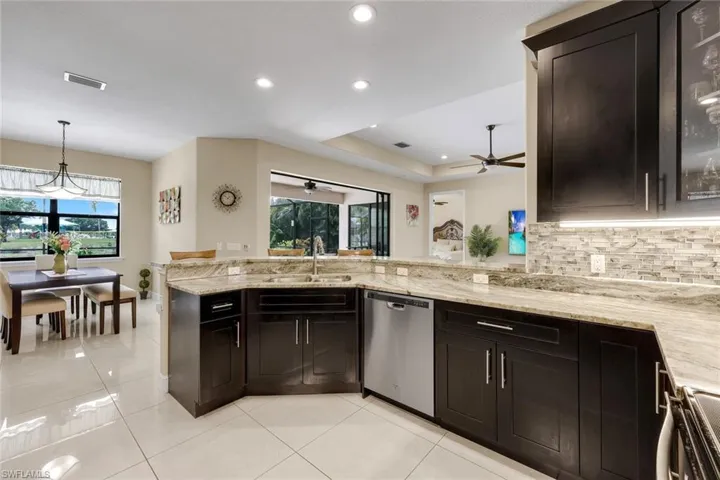 2627 17th Pl, Cape Coral, Florida 33914