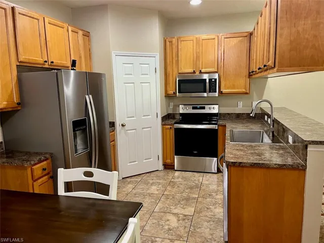 14122 Danpark Loop, Fort Myers, Florida 33912