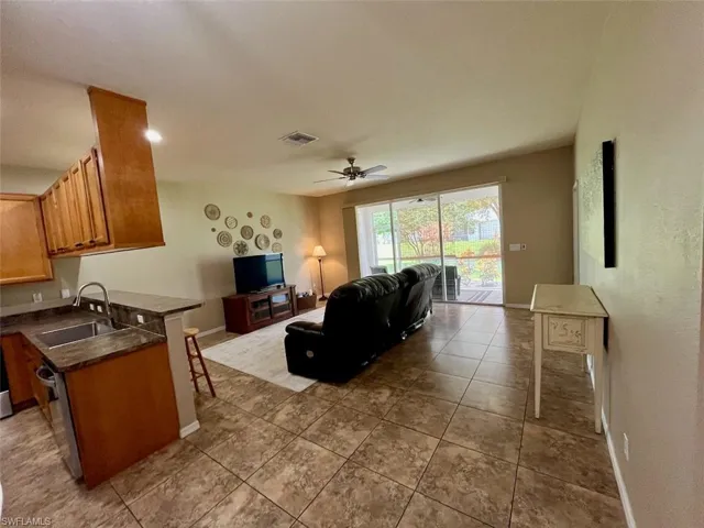 14122 Danpark Loop, Fort Myers, Florida 33912
