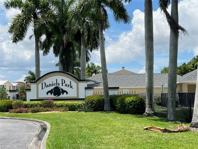 14122 Danpark Loop, Fort Myers, Florida 33912