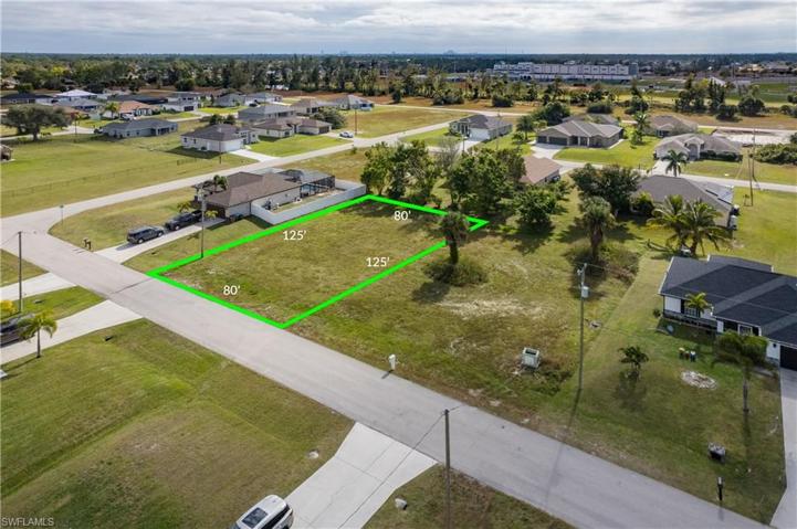 2124 NE 40th TER, CAPE CORAL FL 33909