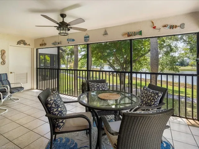 1806 Kings Lake Blvd # 4, Naples Fl 34112