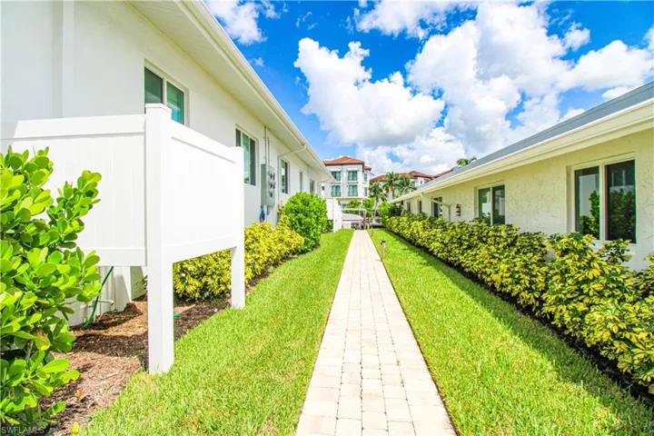 1435 Curlew Ave # 4, Naples, Florida 34102