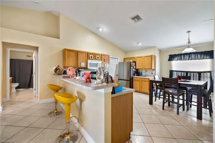 409 NE 25th  TER, Cape Coral, FL 33909