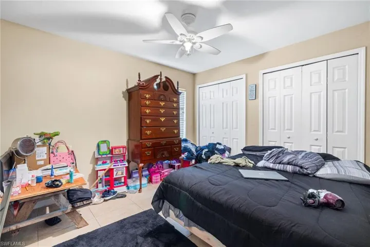 409 NE 25th  TER, Cape Coral, FL 33909