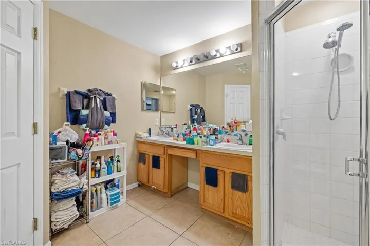 409 NE 25th  TER, Cape Coral, FL 33909