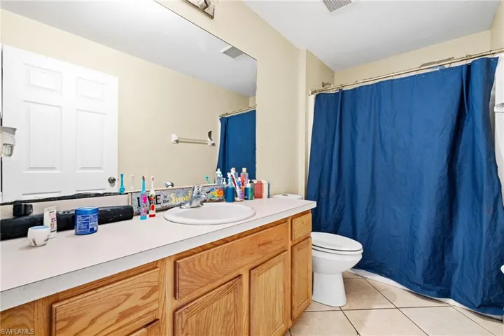 409 NE 25th  TER, Cape Coral, FL 33909