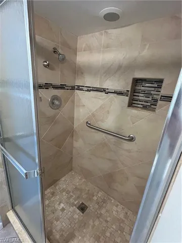 3490 N Key Dr 205, North Fort Myers, Florida 33903