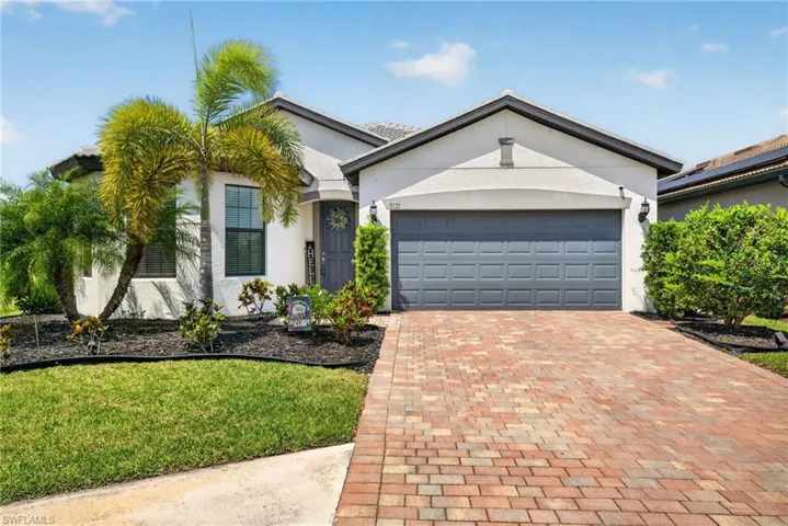 3721 E Hampton Cir, Alva, Florida 33920