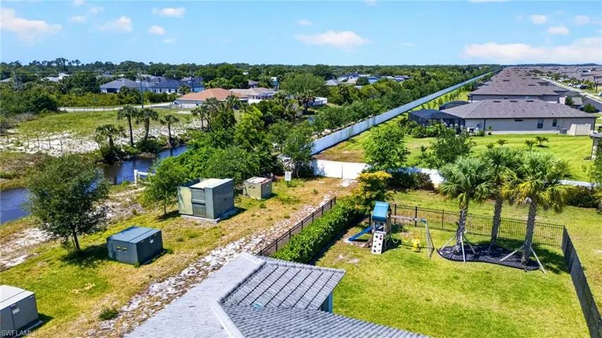 3721 E Hampton Cir, Alva, Florida 33920