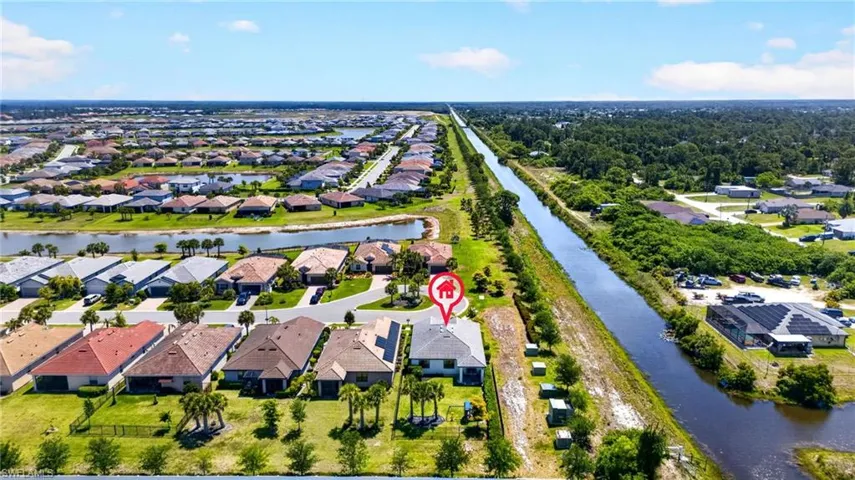 3721 E Hampton Cir, Alva, Florida 33920
