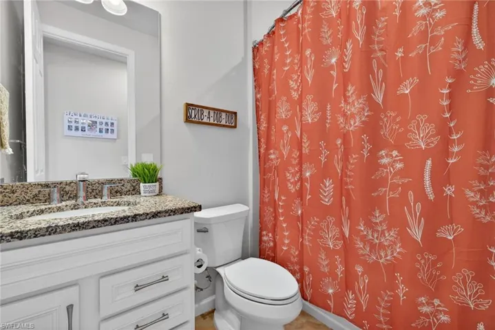 3721 E Hampton Cir, Alva, Florida 33920