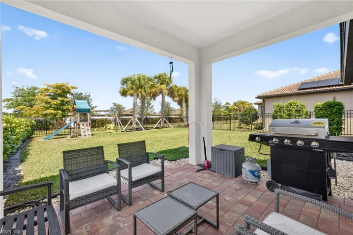 3721 E Hampton Cir, Alva, Florida 33920