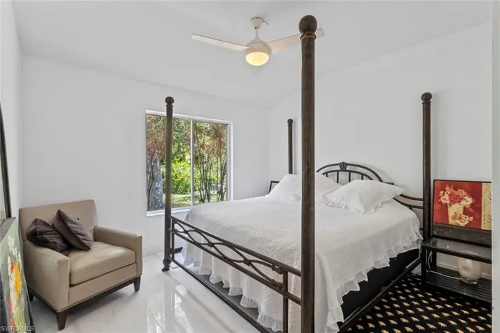 930 Moon Lake Dr, Naples, Florida 34104
