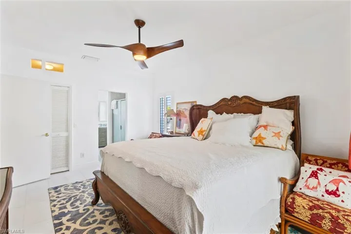 930 Moon Lake Dr, Naples, Florida 34104