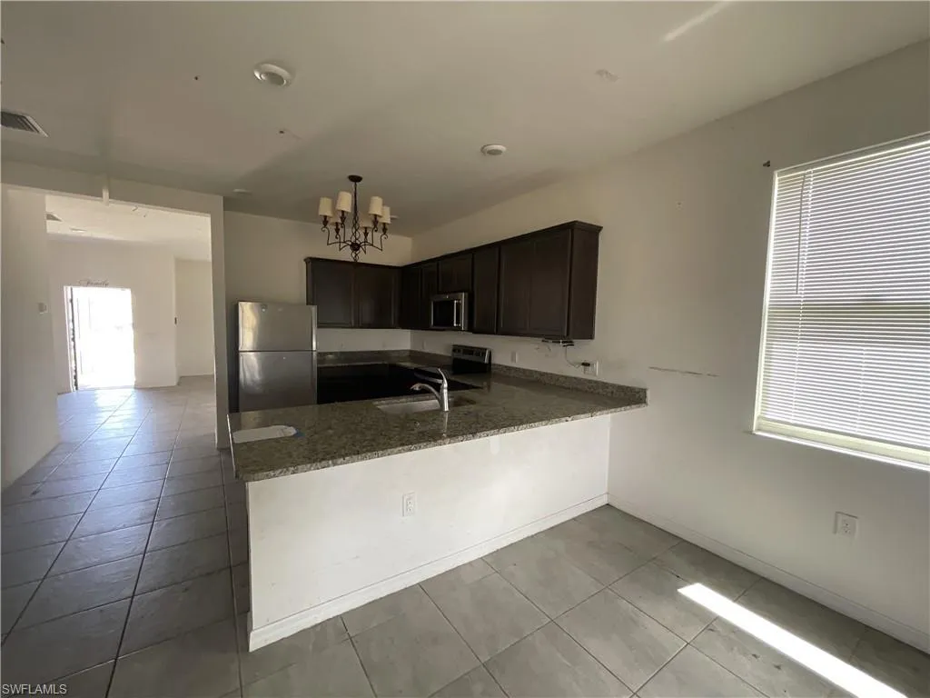 2928 Nw 27th St, Cape Coral, Florida 33993, 4 Bedrooms Bedrooms, ,2 BathroomsBathrooms,Residential,For Sale,27th,225051141