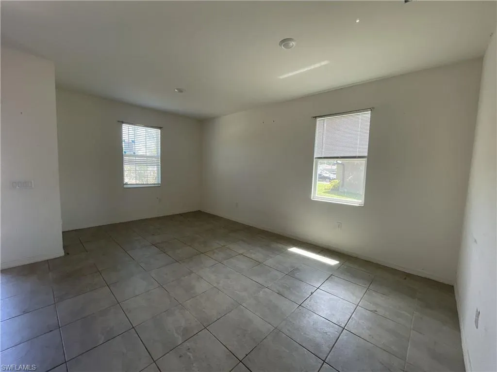 2928 Nw 27th St, Cape Coral, Florida 33993, 4 Bedrooms Bedrooms, ,2 BathroomsBathrooms,Residential,For Sale,27th,225051141