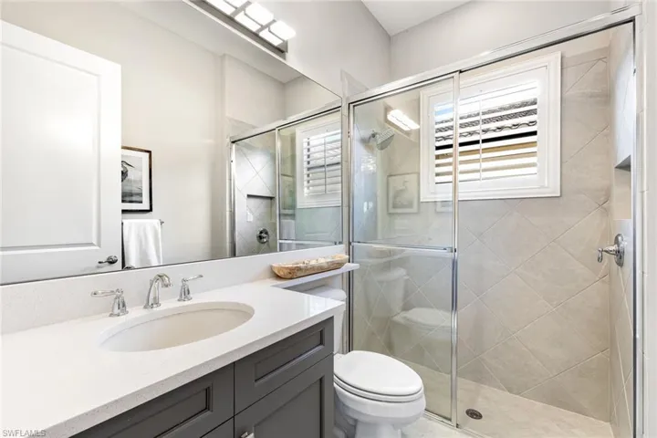 Bathroom #2