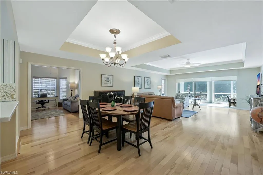 180 Via Perignon, Naples, FL 34119,225061720